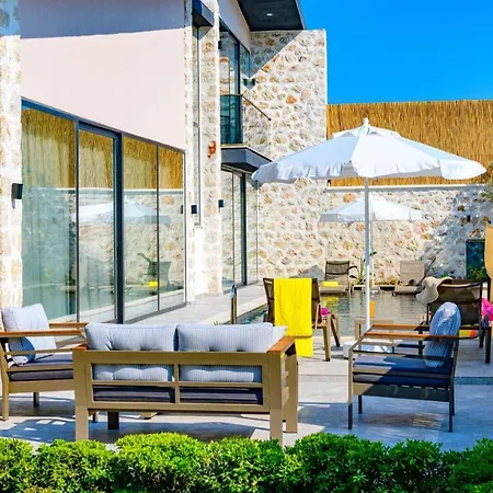 Villa Zen - 2 Bedroom With Jacuzzi In Kalkan Caykoey Kas
